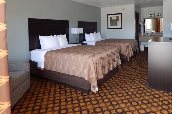  - Quality Inn Siloam Springs