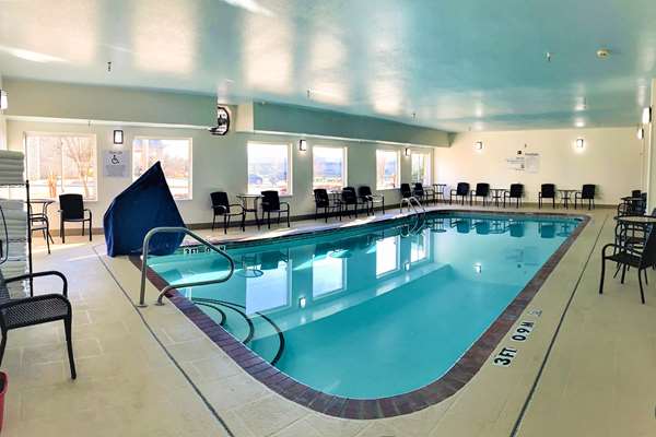 Pool - Comfort Inn & Suites Hendrix College Conway - I-40, Exit 125
