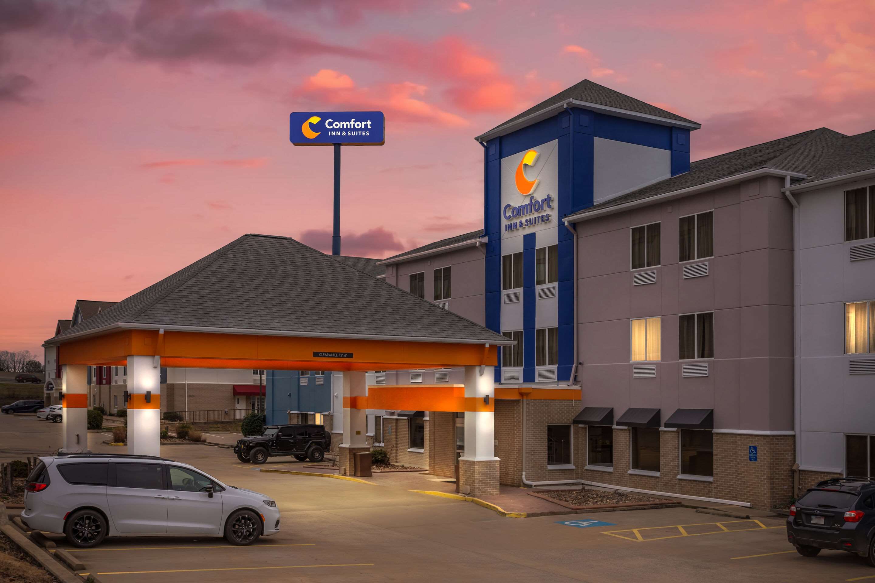 Twilight | Comfort Inn & Suites Conway