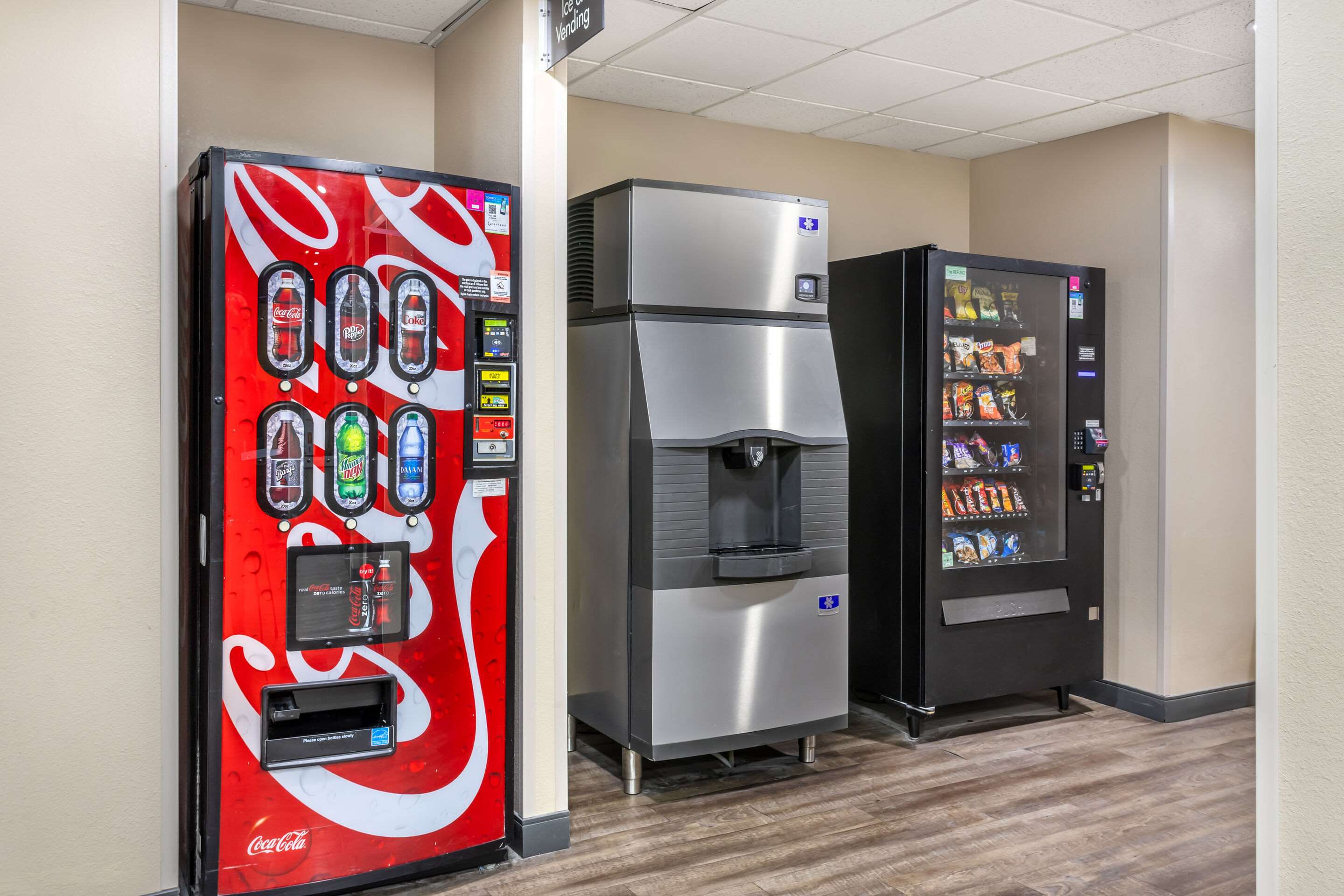 Hotel vending area | Comfort Inn & Suites Conway