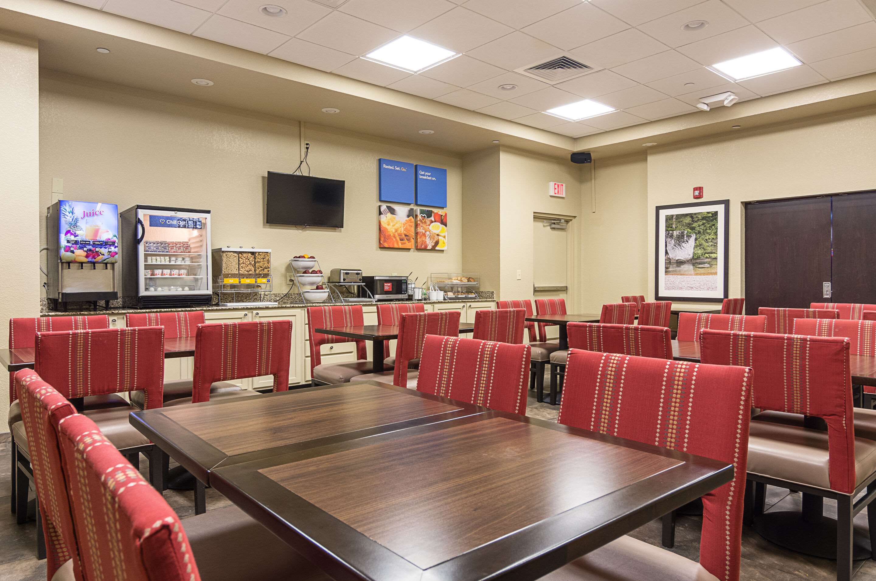 Breakfast area
