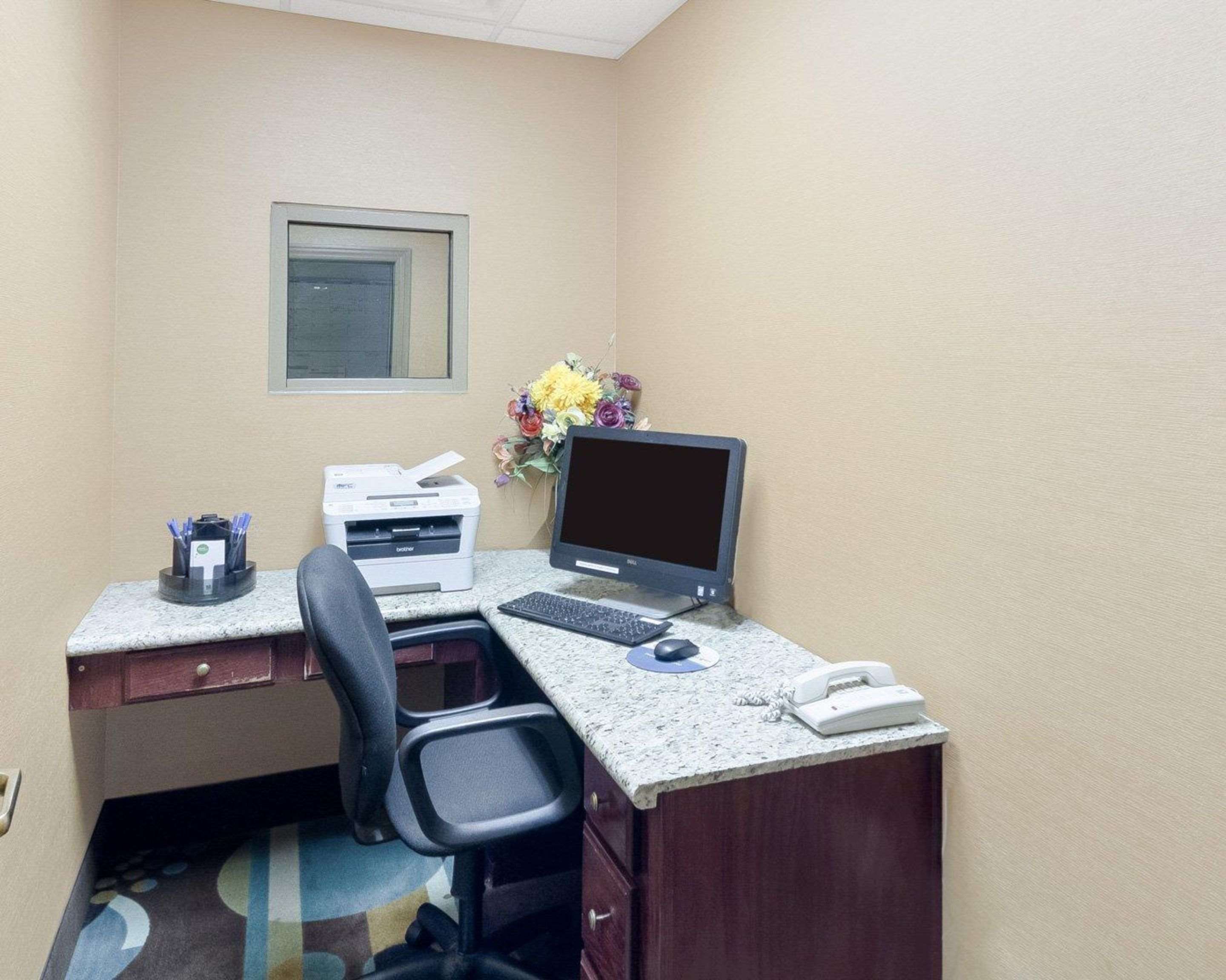 Business center with free wireless Internet access