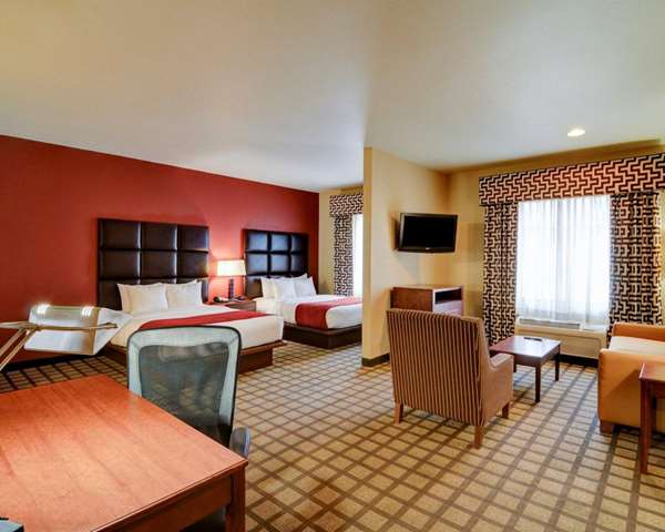 Suite - Comfort Inn & Suites Fort Smith - I-540, Exit 8
