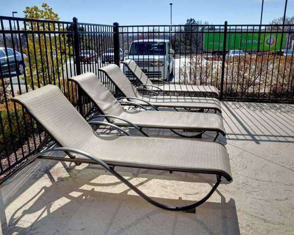 Pool - Comfort Inn & Suites Fort Smith - I-540, Exit 8