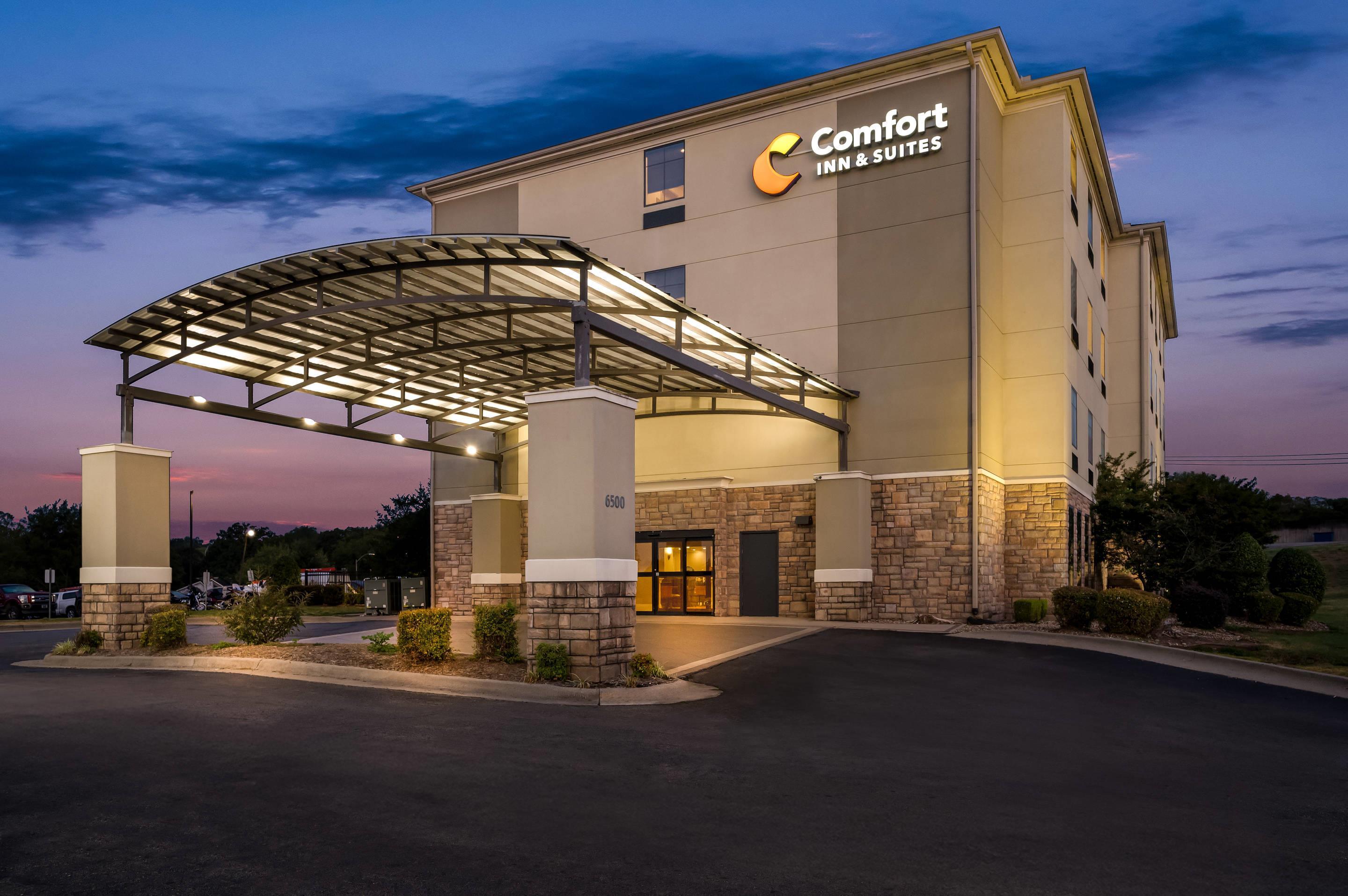 Twilight | Comfort Inn & Suites Fort Smith I-540
