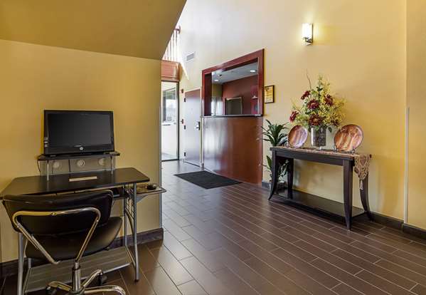 Conference Area - Econo Lodge Inn & Suites Little Rock - I-30, Exit 130