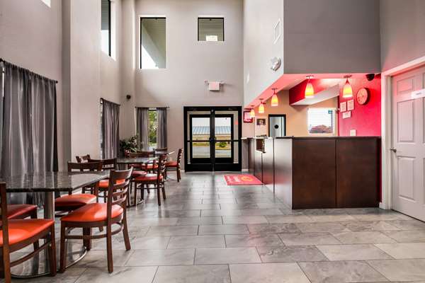  - Econo Lodge Forrest City - I-40, Exit 241