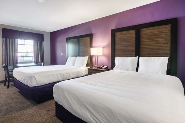  - Econo Lodge Inn & Suites Downtown North Little Rock - I-30, Exit 141