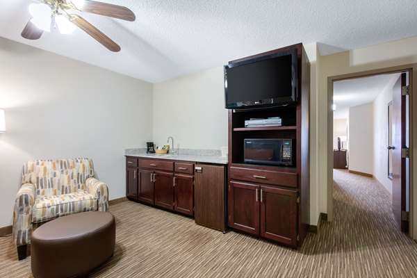 Suite - Quality Inn & Suites Mountain Home