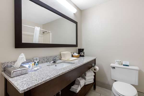 - Quality Inn & Suites Mountain Home