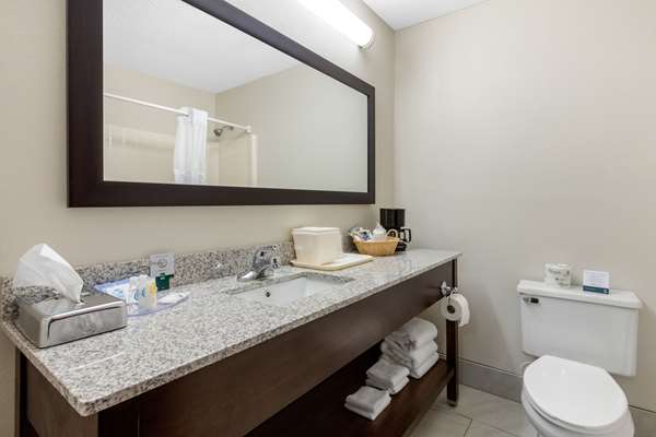  - Quality Inn & Suites Mountain Home