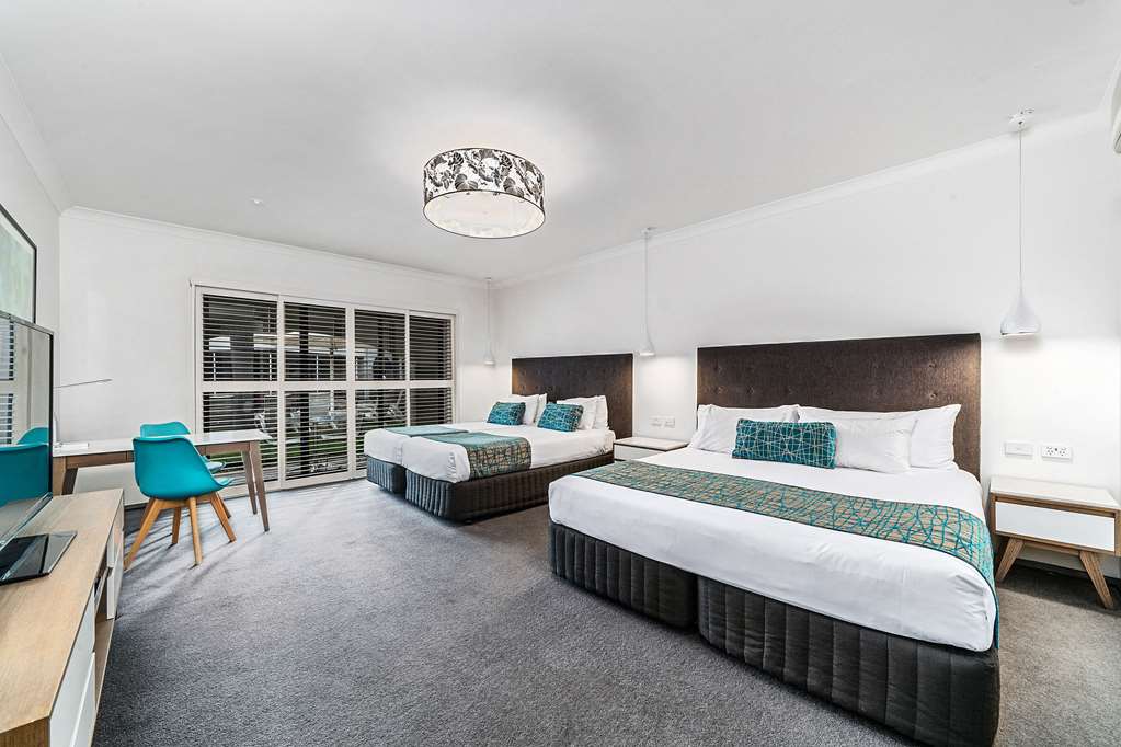 QUALITY RESORT SIESTA-guestroom-Guest Room,On-Site.jpg