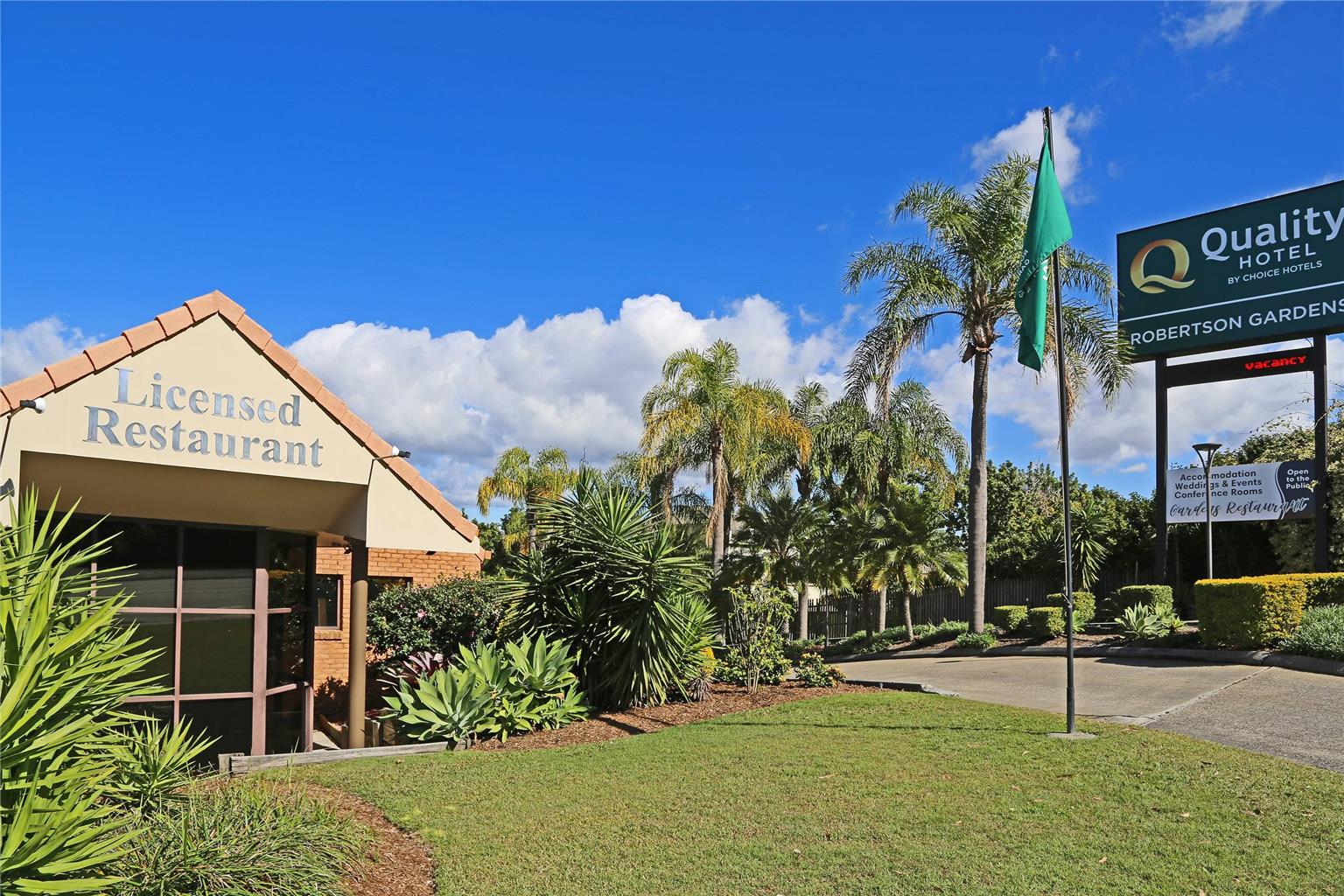 Quality Hotel Robertson Gardens