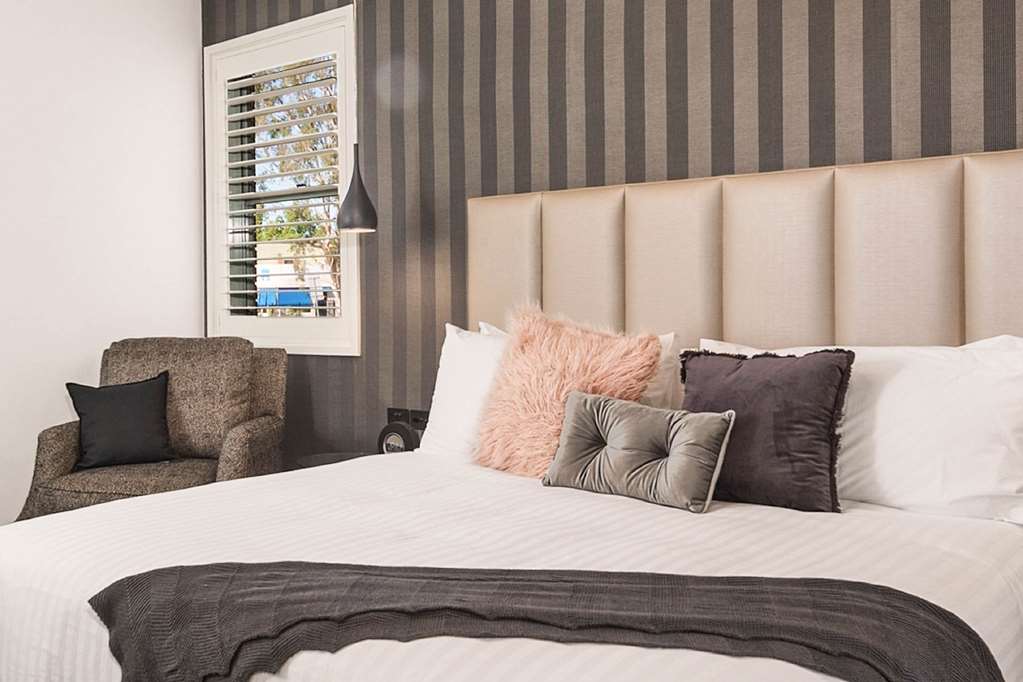 QUALITY HOTEL WANGARATTA GATEWAY-guestroom-Guest Room,Suite,On-Site.jpg
