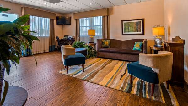  - SureStay Hotel by Best Western Ottawa - I-35, Exit 183