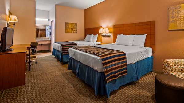  - SureStay Hotel by Best Western Ottawa - I-35, Exit 183