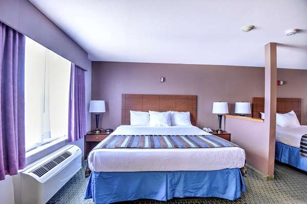  - SureStay Hotel by Best Western Ottawa - I-35, Exit 183