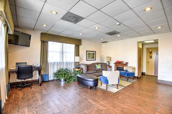  - SureStay Hotel by Best Western Ottawa - I-35, Exit 183