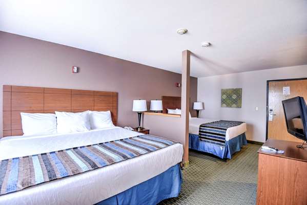  - SureStay Hotel by Best Western Ottawa - I-35, Exit 183