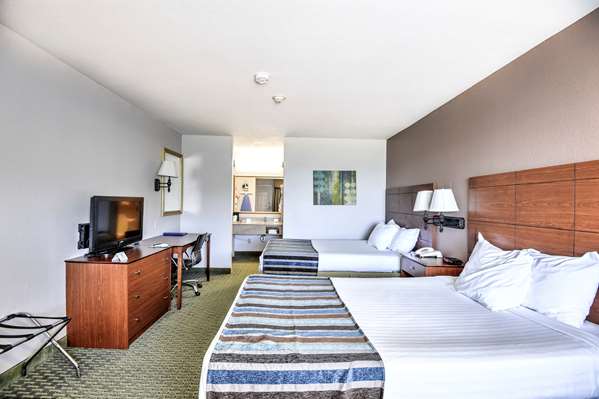  - SureStay Hotel by Best Western Ottawa - I-35, Exit 183