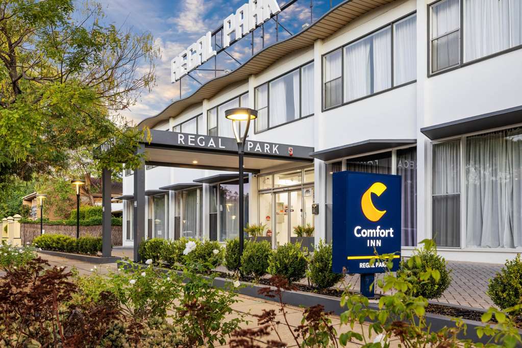 Comfort Inn Regal Park