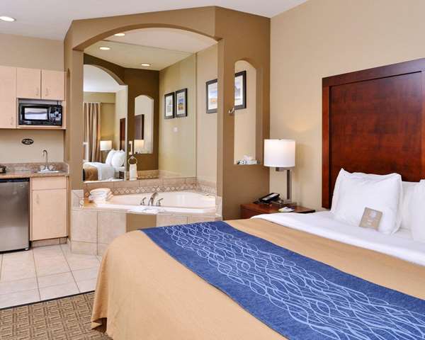 Suite - Comfort Inn Fountain Hills