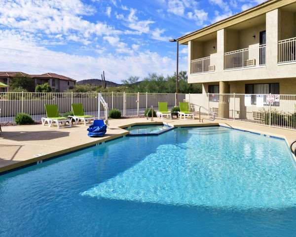 Pool - Comfort Inn Fountain Hills