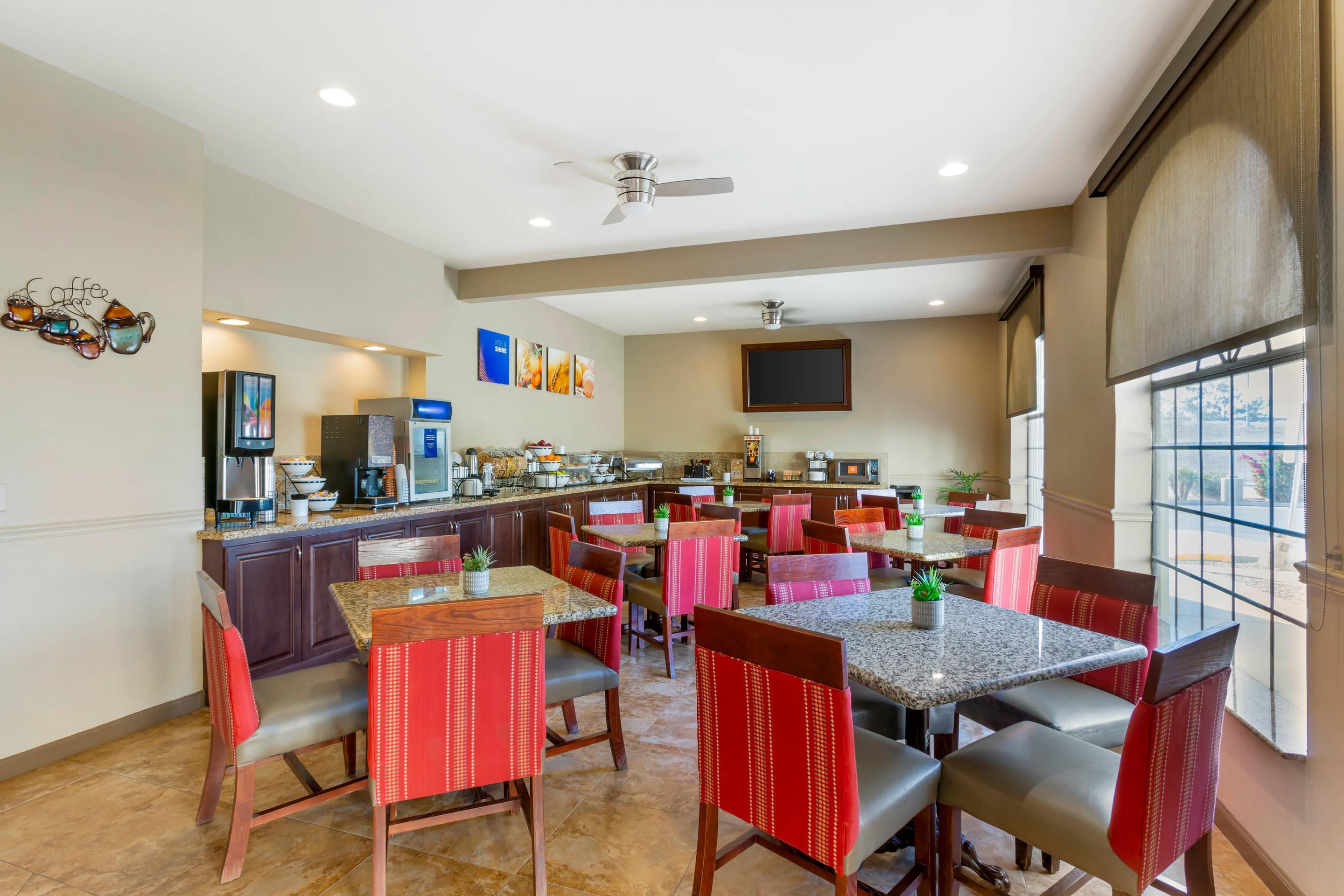 Breakfast area