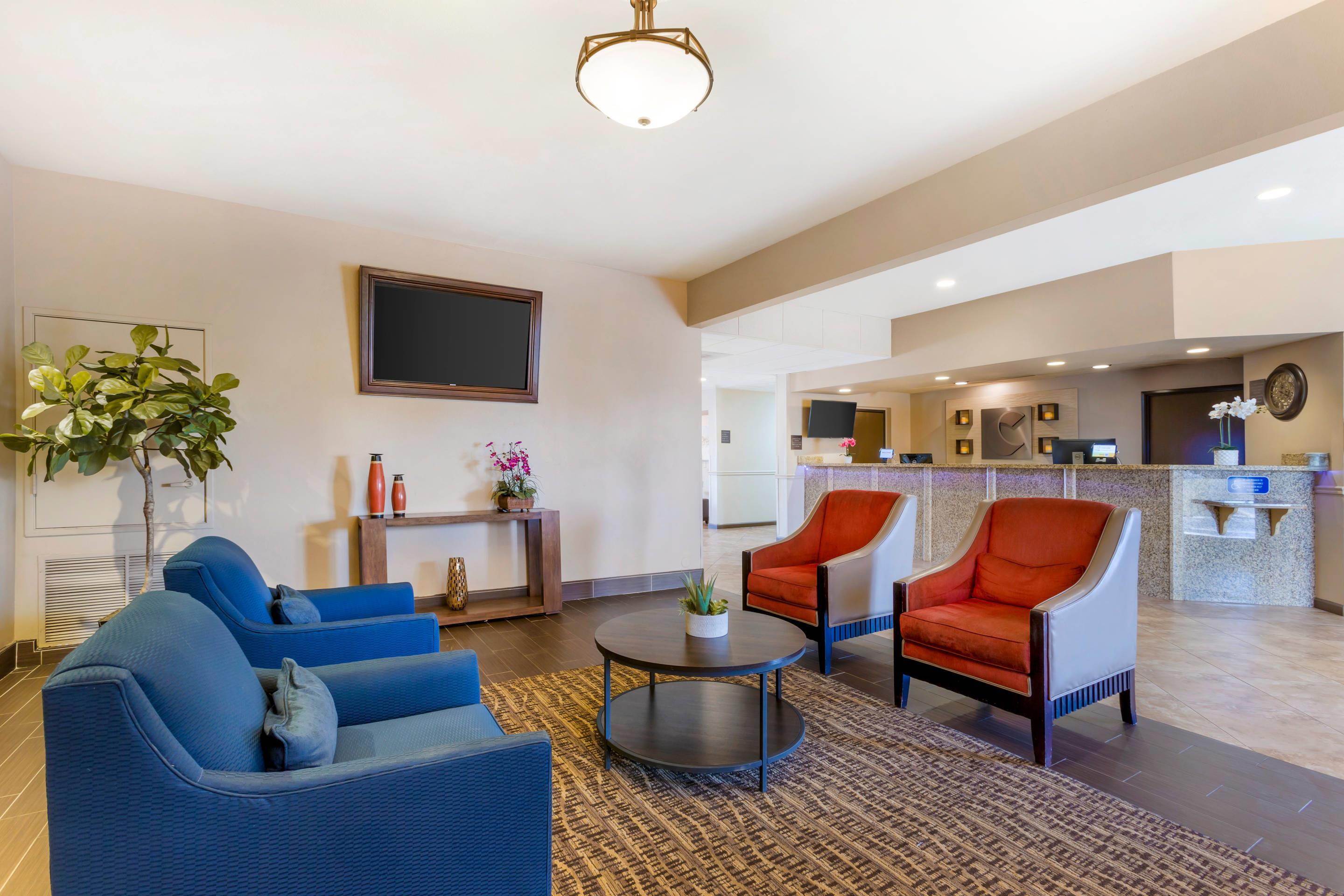 Lobby with sitting area