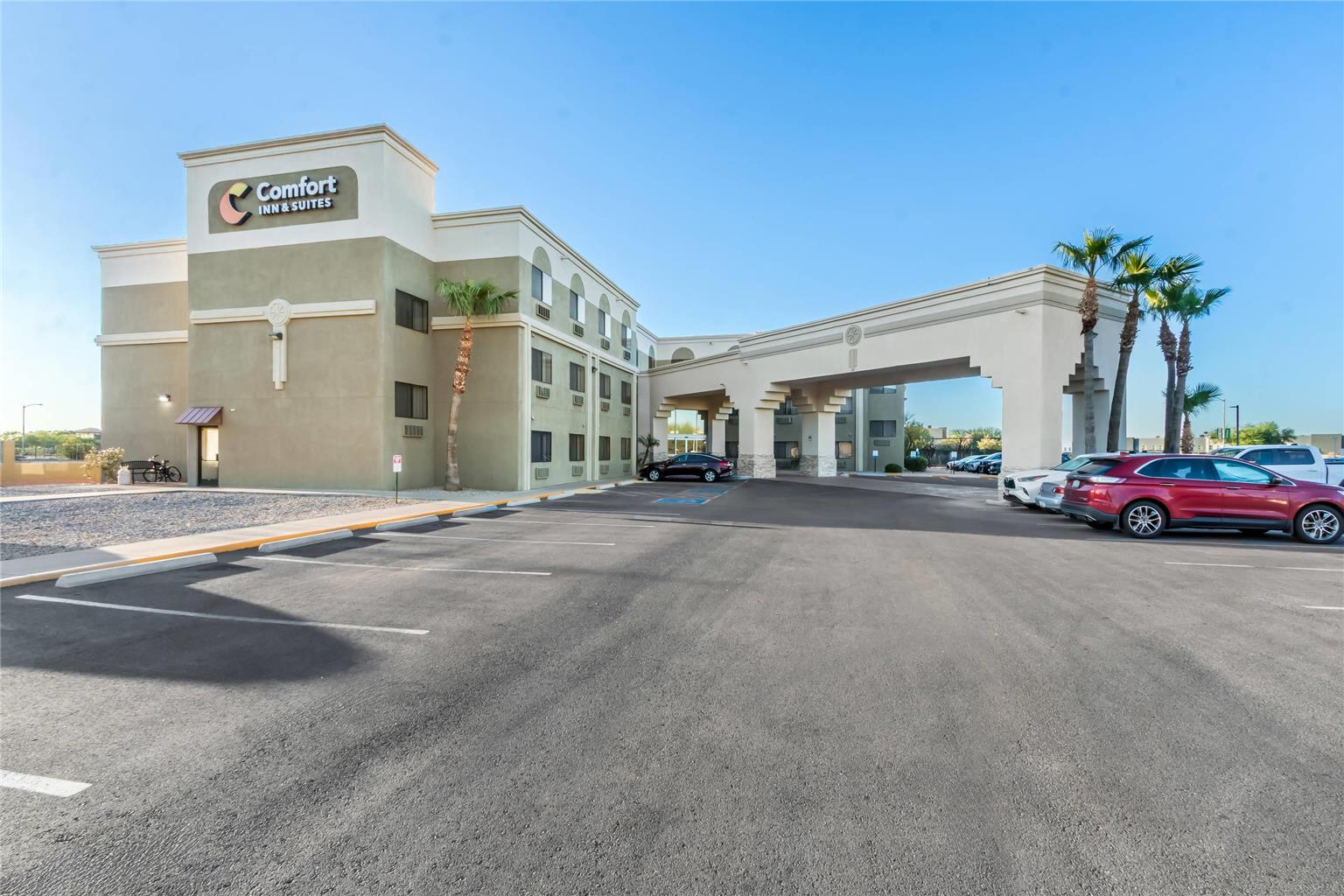 Comfort Inn & Suites Near Sun City West