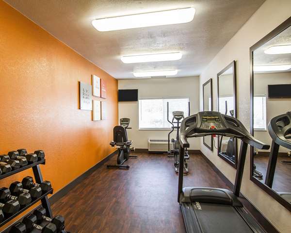 Fitness/ Exercise Room - Comfort Suites Peoria