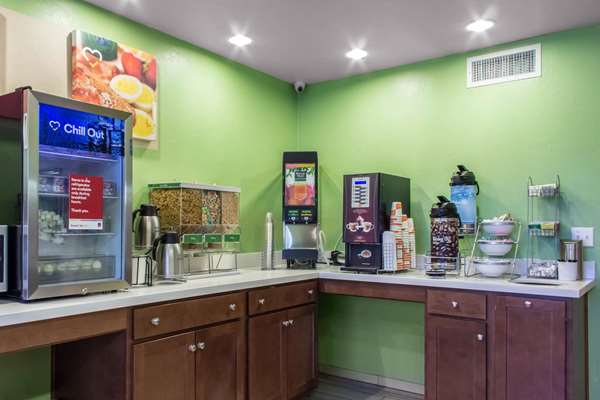 Amenities - Comfort Suites at Tucson Mall