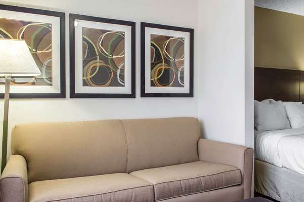 Suite - Comfort Suites at Tucson Mall