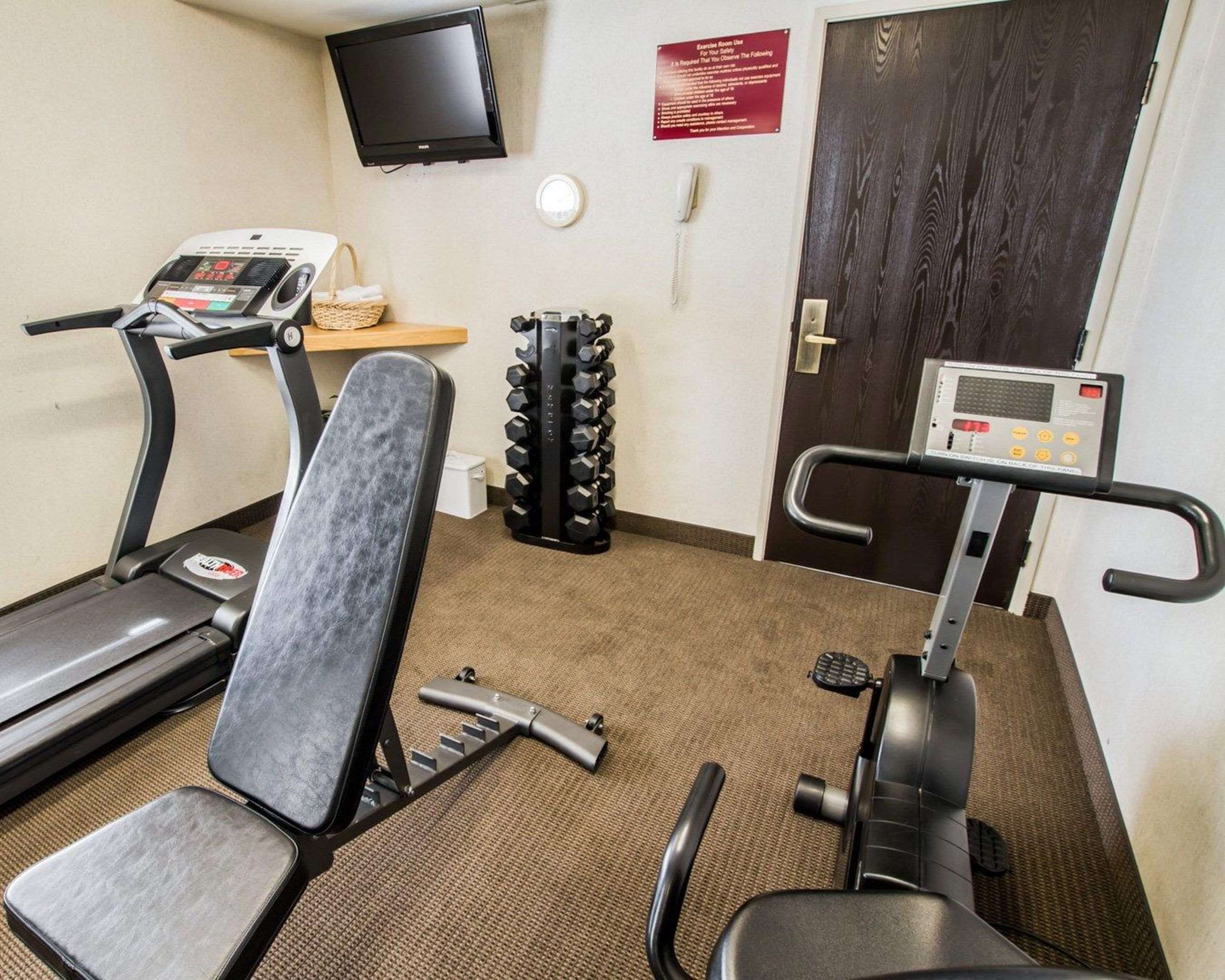 Fitness center with free weights | Sleep Inn Phoenix North I-17