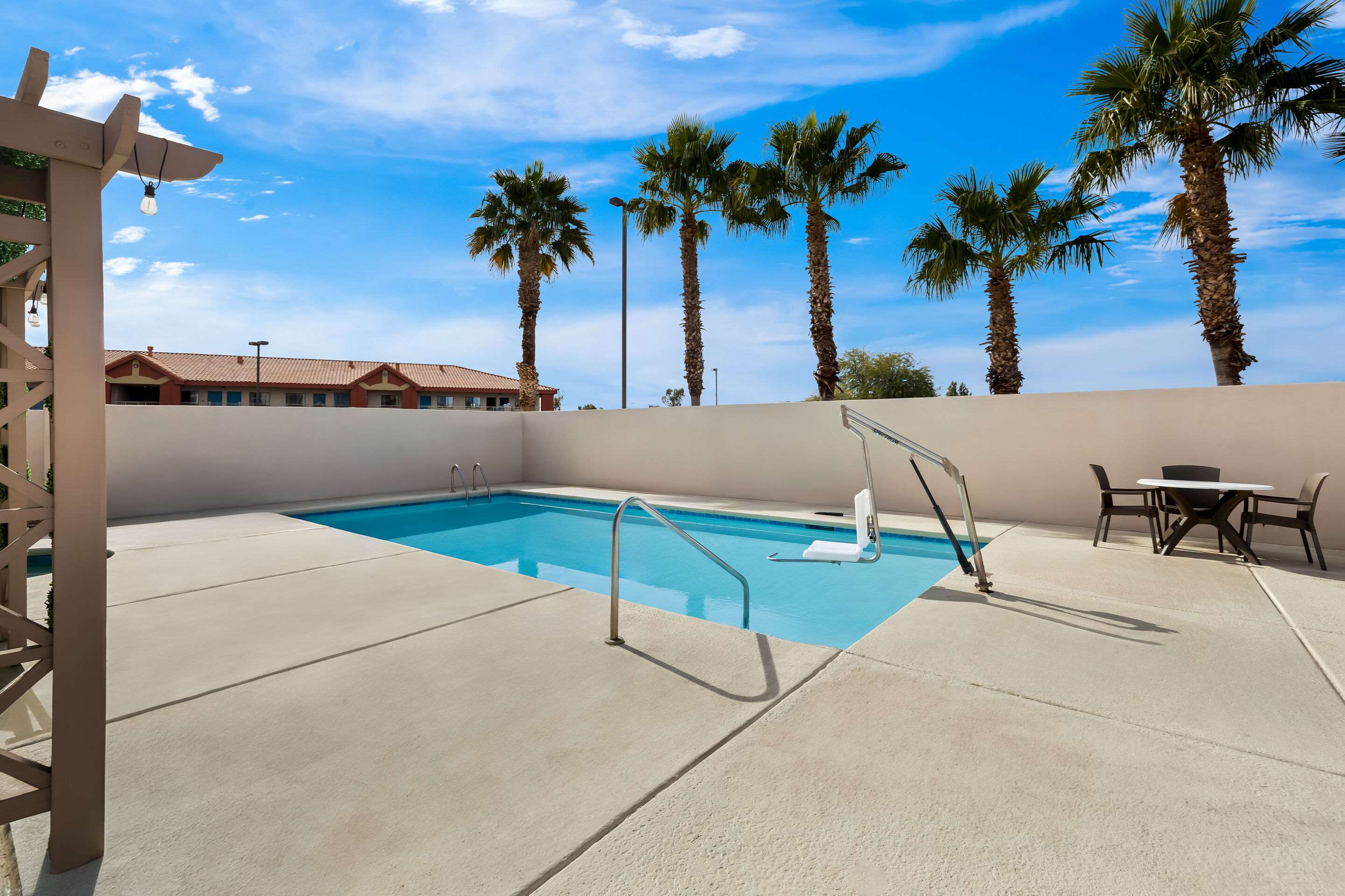 Outdoor pool | Comfort Inn