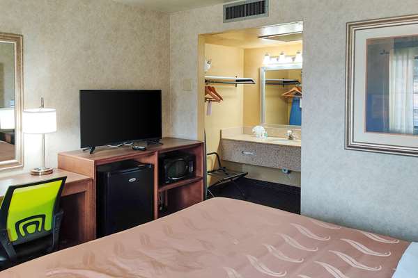  - Quality Inn East Flagstaff - I-40, Exit 198