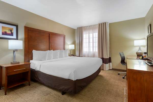  - Comfort Inn & Suites at Talavi Glendale