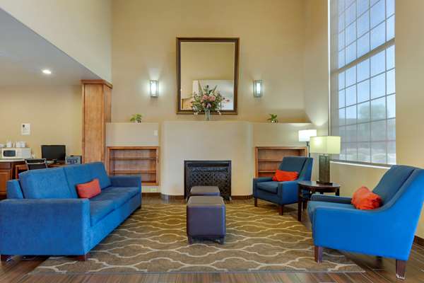  - Comfort Inn & Suites at Talavi Glendale