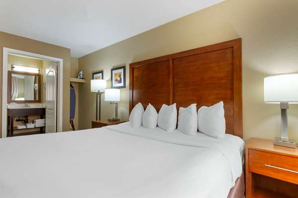  - Comfort Inn & Suites at Talavi Glendale