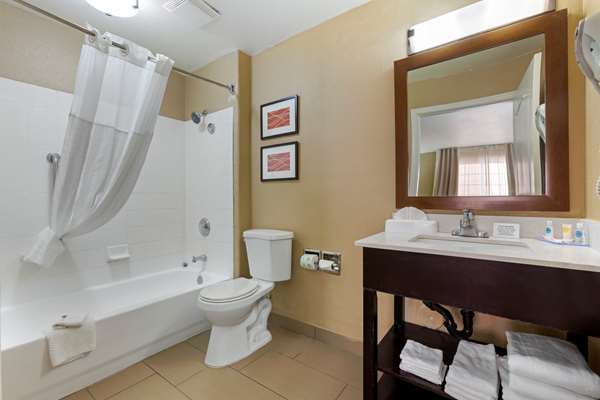  - Comfort Inn & Suites at Talavi Glendale