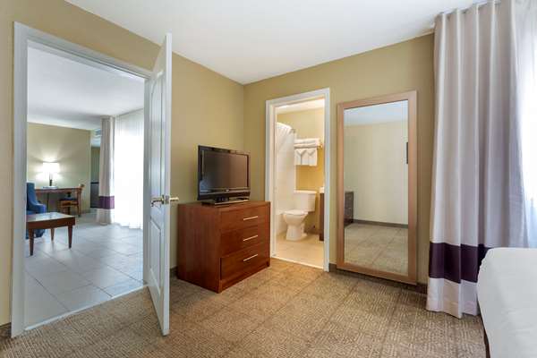 Suite - Comfort Inn & Suites at Talavi Glendale