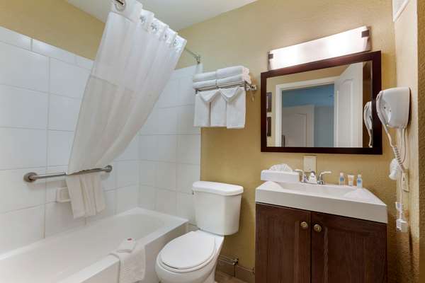 Suite - Comfort Inn & Suites at Talavi Glendale