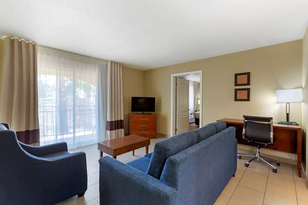Suite - Comfort Inn & Suites at Talavi Glendale