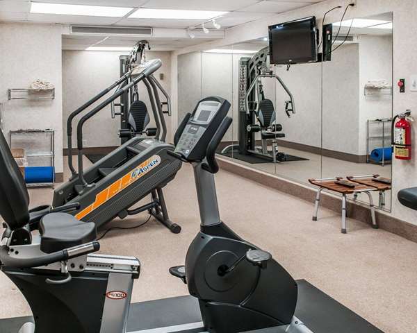 Fitness/ Exercise Room - Quality Inn Window Rock