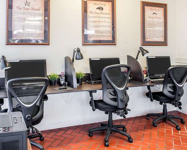 Conference Area - Quality Inn Window Rock