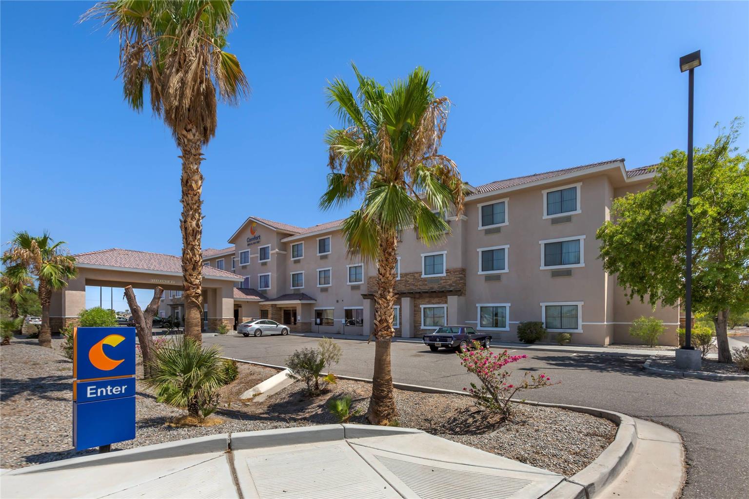Comfort Inn & Suites