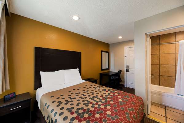  - Rodeway Inn Downtown Flagstaff