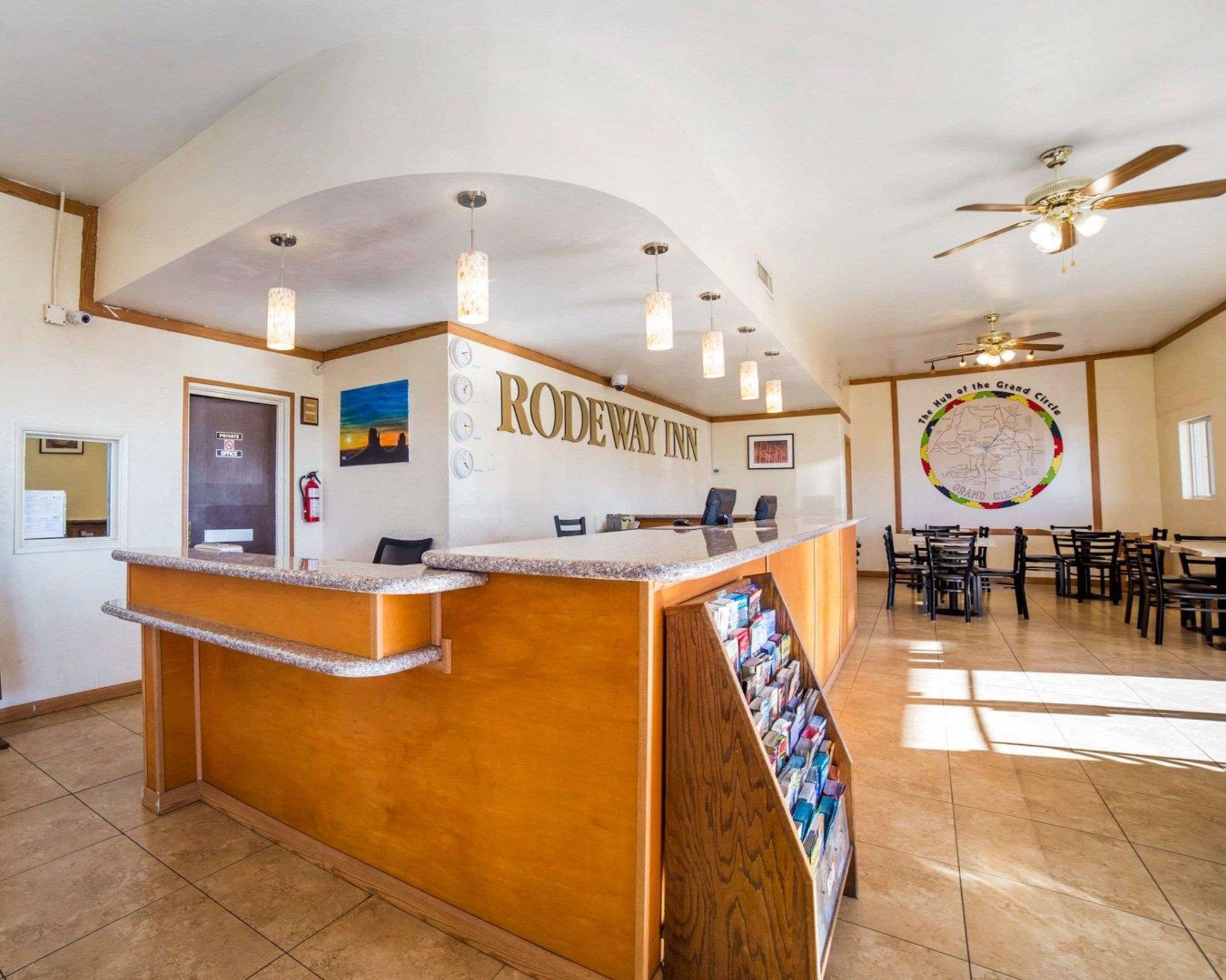 Hotel lobby | Rodeway Inn at Lake Powell