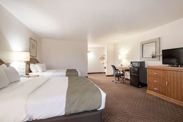  - Quality Inn & Suites Lake Havasu City