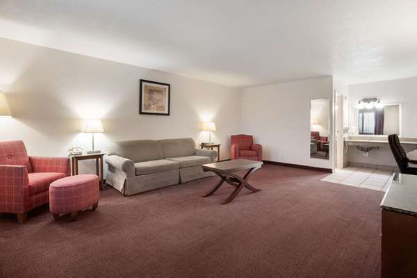 Suite - Quality Inn & Suites Lake Havasu City